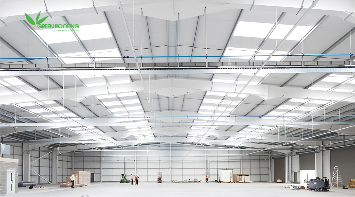 Tôn polycarbonate có khả năng truyền sáng cao và rõ nét hơn nhiều so với composite
