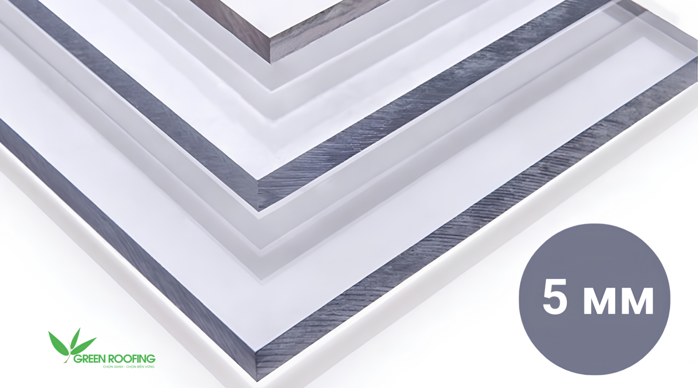 Tấm polycarbonate đặc 5mm là dòng sản phẩm có cấu trúc liền khối hoàn toàn